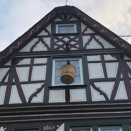 Schoene Ferienwohnung Gewoelbekeller Fachwerkhaus บาคาราค ภายนอก รูปภาพ