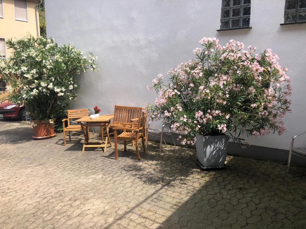 Schoene Ferienwohnung Gewoelbekeller Fachwerkhaus บาคาราค ภายนอก รูปภาพ