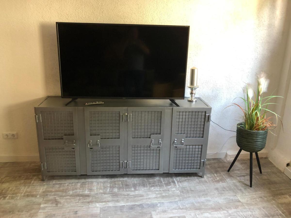 Schoene Ferienwohnung Gewoelbekeller Fachwerkhaus บาคาราค ภายนอก รูปภาพ