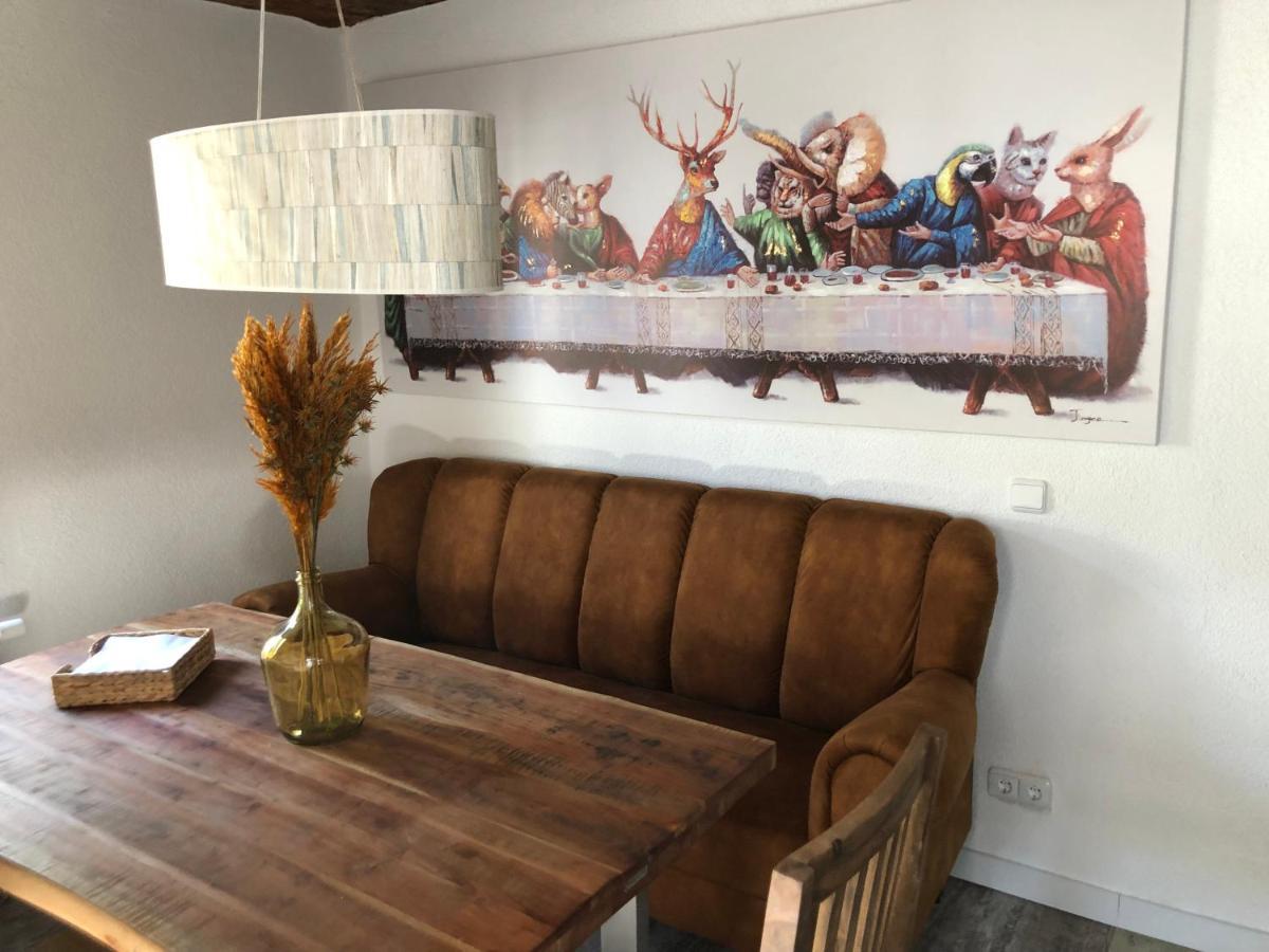 Schoene Ferienwohnung Gewoelbekeller Fachwerkhaus บาคาราค ภายนอก รูปภาพ