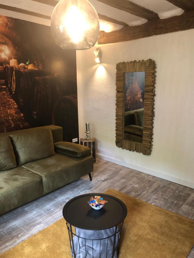 Schoene Ferienwohnung Gewoelbekeller Fachwerkhaus บาคาราค ภายนอก รูปภาพ
