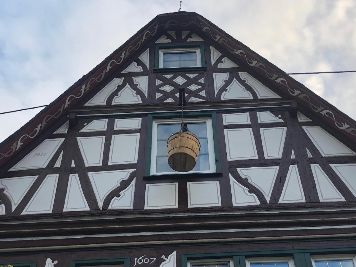Schoene Ferienwohnung Gewoelbekeller Fachwerkhaus บาคาราค ภายนอก รูปภาพ